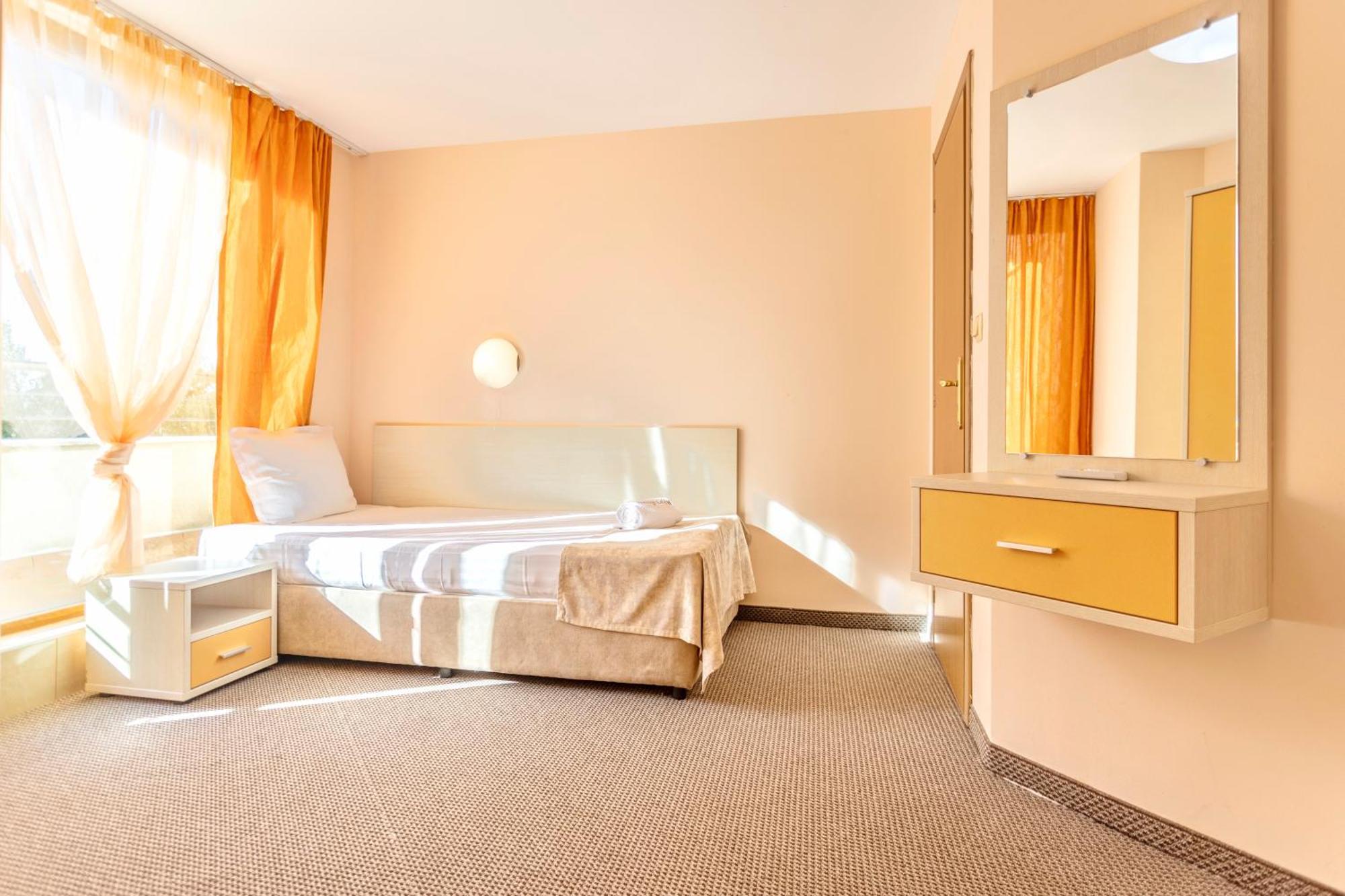 Aparthotel Hotel Prestige City II Primorsko Zewnętrze zdjęcie