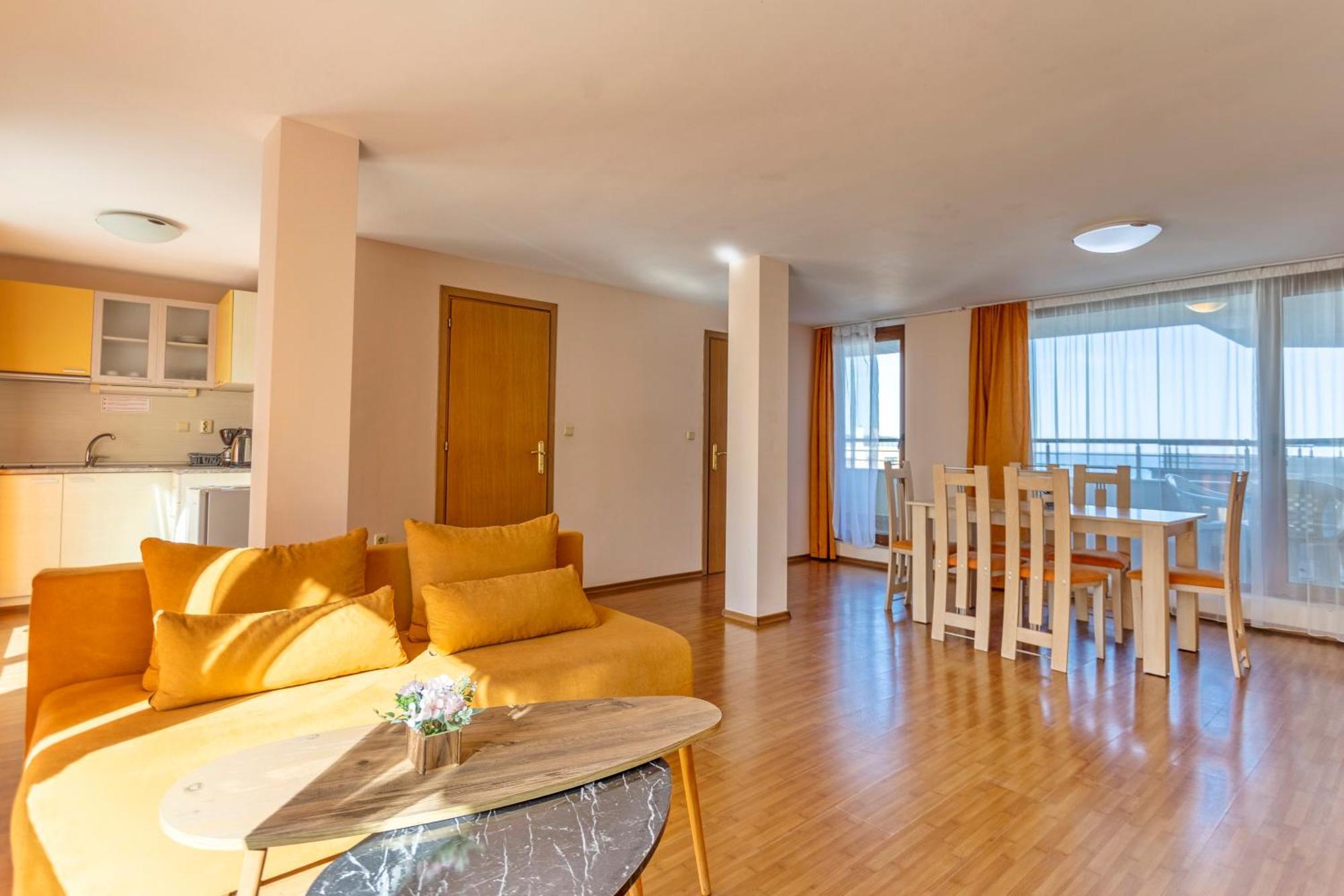 Aparthotel Hotel Prestige City II Primorsko Zewnętrze zdjęcie