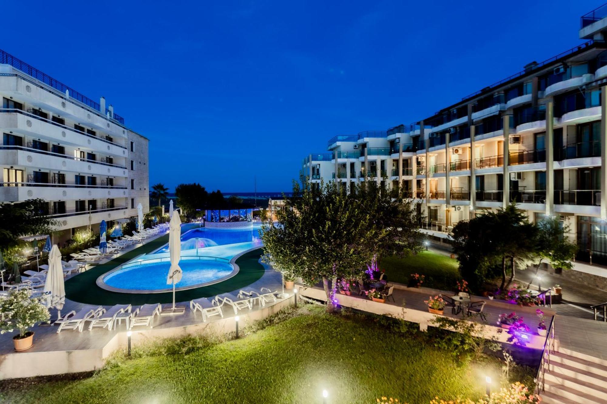 Aparthotel Hotel Prestige City II Primorsko Zewnętrze zdjęcie