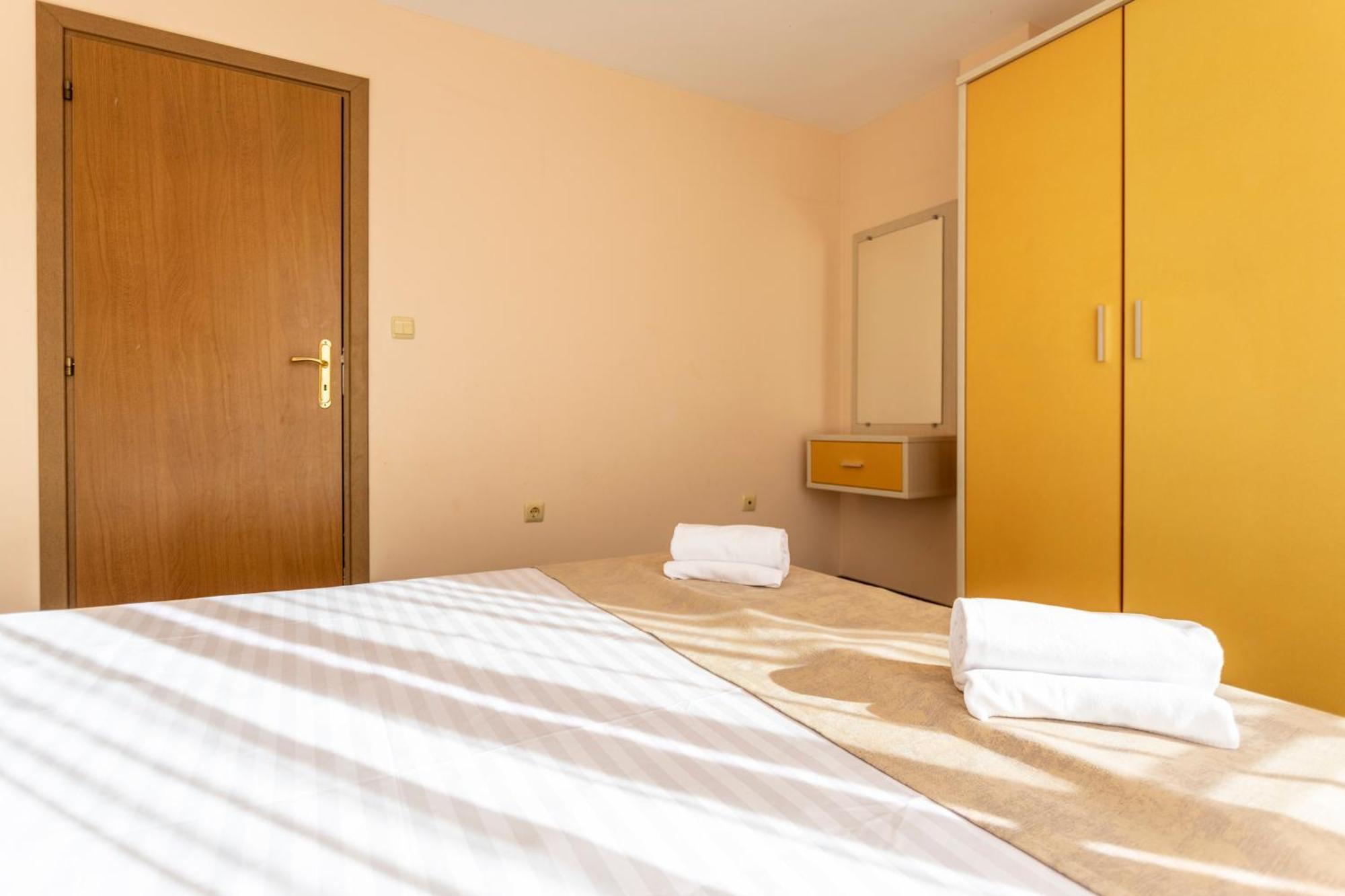 Aparthotel Hotel Prestige City II Primorsko Zewnętrze zdjęcie