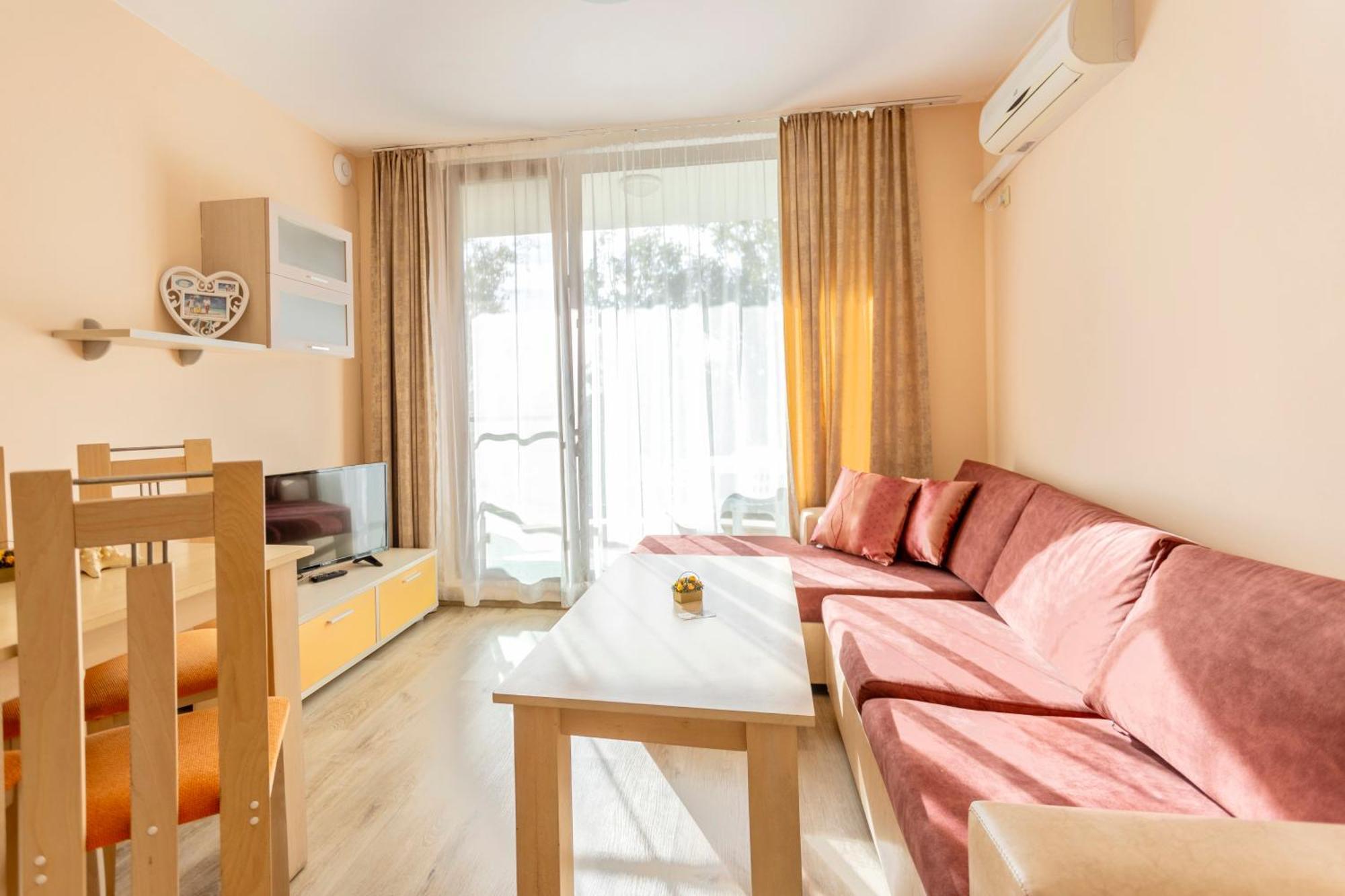 Aparthotel Hotel Prestige City II Primorsko Zewnętrze zdjęcie